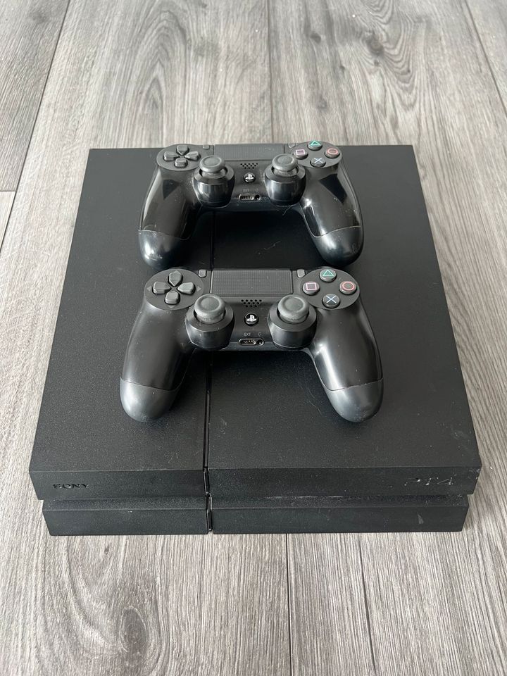 Playstation 4 500GB in Wittmund