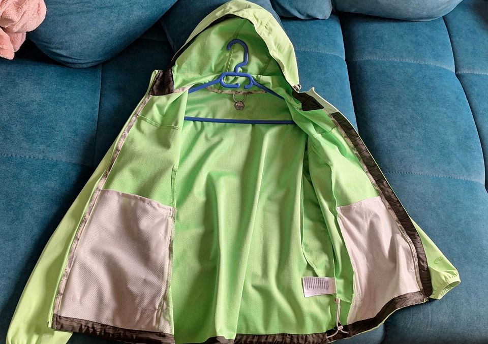 McKinley Übergangsjacke Jacke grün 44 in Berlin