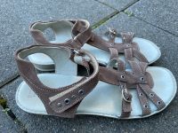 Däumling Sandalen WMS Mittel 40 Top Zustand Brandenburg - Teltow Vorschau