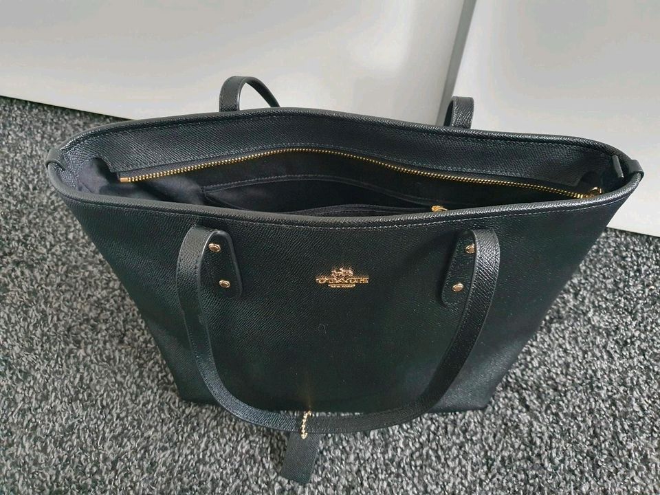 Coach Handtasche in Trittau