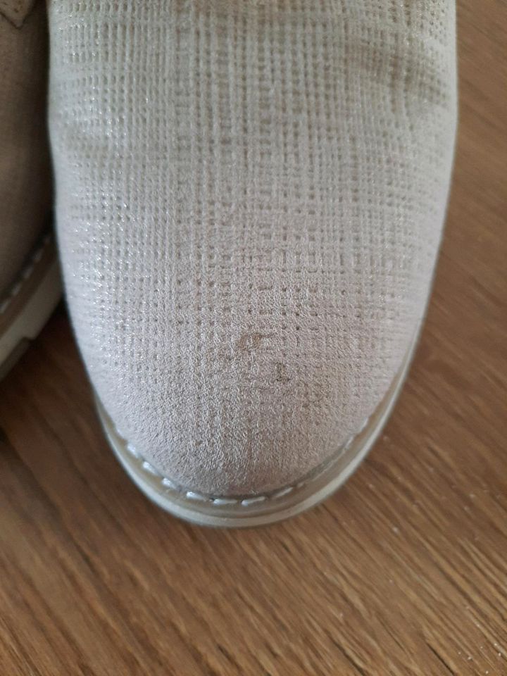 Schicke Halbschuhe beige Größe 38 in Oberndorf am Lech