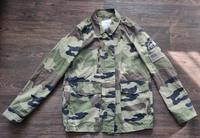 Verkaufe eine Damen Flecktarn Jacke von "PULL & BEAR" mit Taschen Häfen - Bremerhaven Vorschau