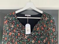 NEU mit Etikett Paprika Tunika Bluse Gr. 5 Gr. 48 / 50 / 52 Schleswig-Holstein - Elmshorn Vorschau