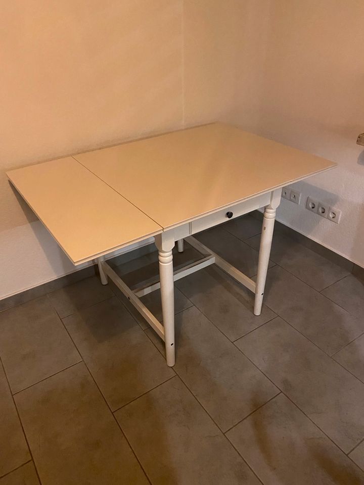 Ikea Tisch „Ingatorp“ in Peine