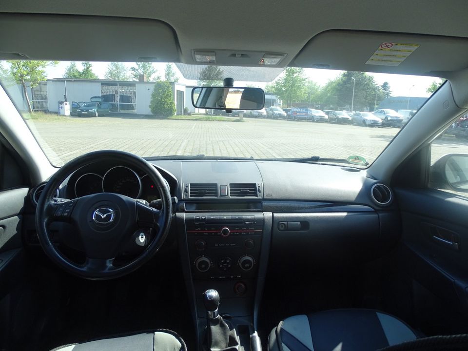 Mazda 3 Lim. 1.6 Sport*TÜV NEU*AHK*8XBEREIFT in Salzgitter