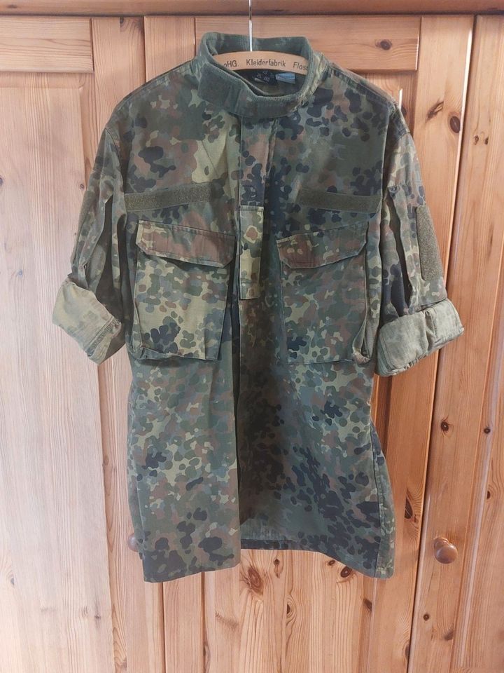 Helikon Tex Kampfjacke in Erbendorf