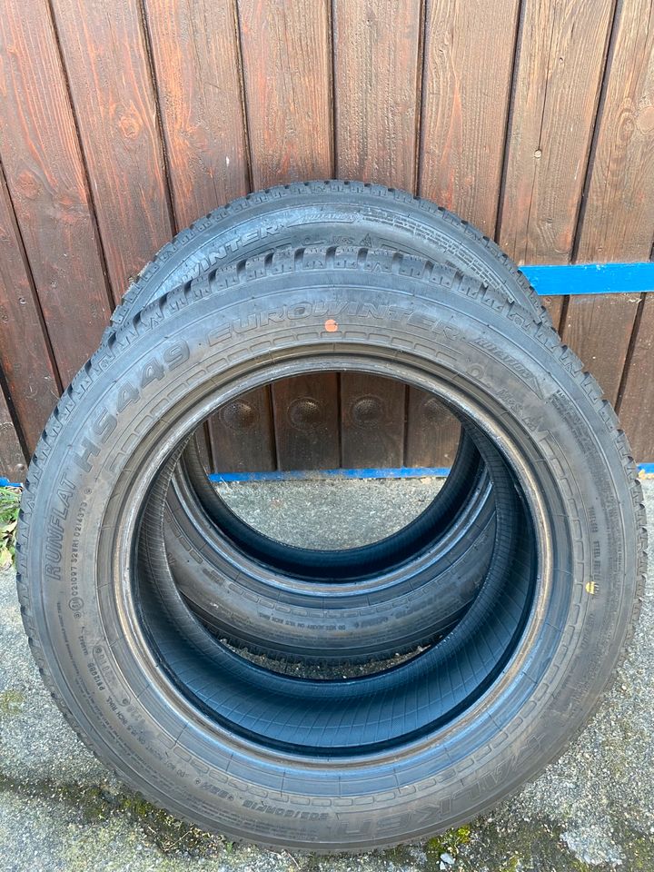 2 Winterreifen Falken Runflat 205/60RF16 92H gebraucht 2018 in Marienberg