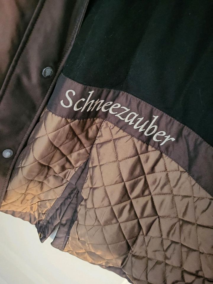 Wellensteyn schneezauber damen Jacke Größe s/m in Friedrichsdorf