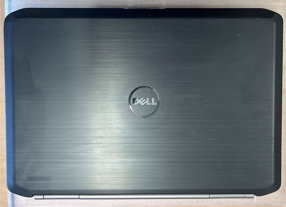 Dell Laptop mit SSD und 8GB RAM in Krostitz