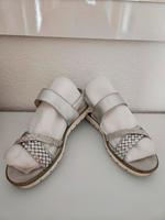 Schicke Sandalette in Silber - Gr. 38 Nordrhein-Westfalen - Bünde Vorschau