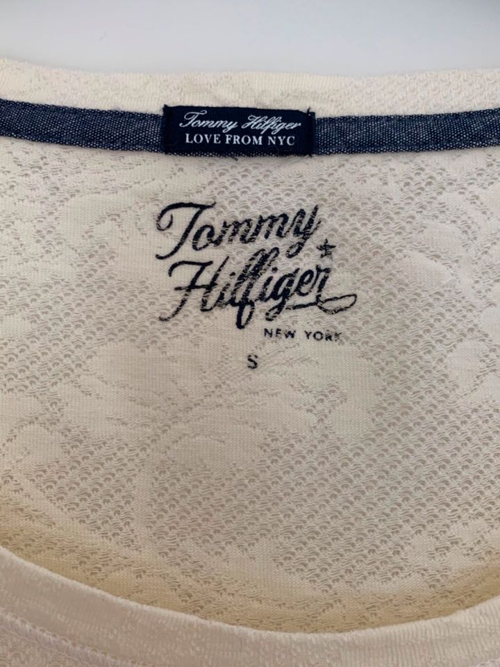 Tommy Hilfiger Langarmshirt Creme weiß Oberteil Größe S in Hamburg