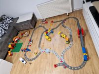 Riesiges Lego Duplo Set mit Eisenbahn, Schienen, vielen Autos... Bayern - Gaimersheim Vorschau