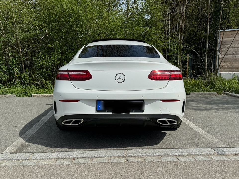 Mercedes-Benz E220 Coupe in Bruckmühl