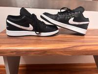 Nike Air Jordan 1 Low Sneaker Damen Bayern - Karlsfeld Vorschau