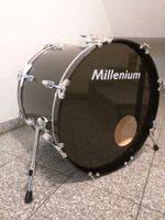 Bass Drum Millennium 22" X 16" Piano Black Guter Zustand Niedersachsen - Osnabrück Vorschau
