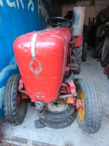 Bungartz Set Schriftzug Motorhaube Rot Restaurierung Traktor
