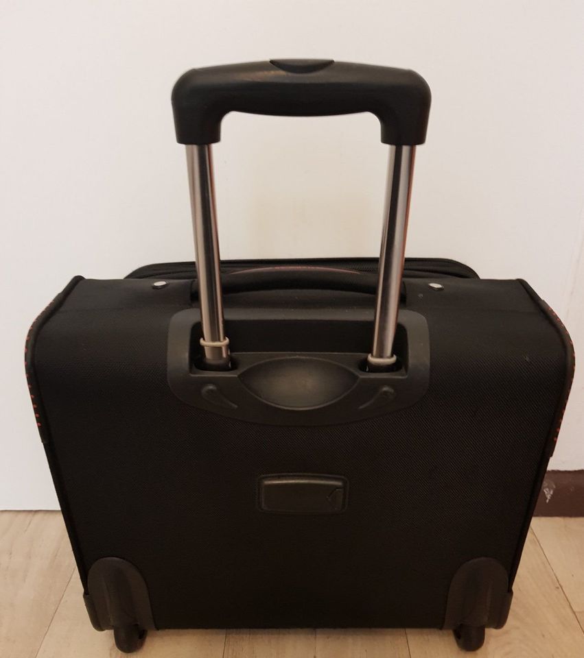 Business Trolley Reisekoffer mit Rollen Pilotenkoffer Laptop Case in Berlin