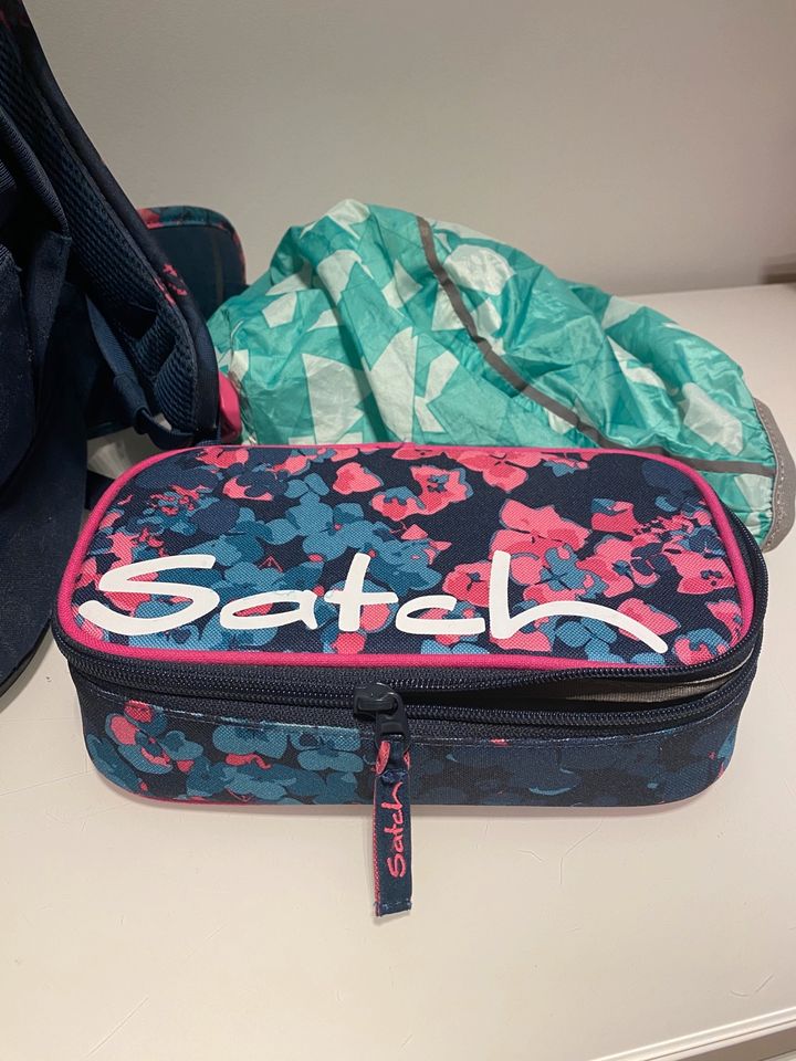 Satch Ergobag Schulrucksack ab 4. Klasse Federtasche inklusive in Berlin