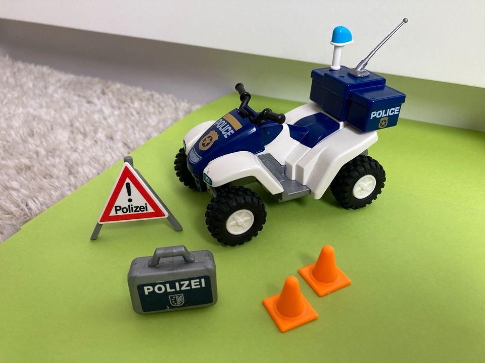 2 Set’s Playmobil 70066 Polizei Porsche 911 + 3655 Polizei-Quad in Röbel