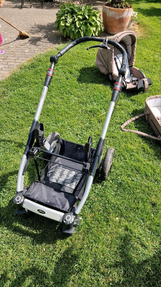 Hartan Racer GTS Kinderwagen, Buggy, verschiedene Aufsätze in Wilhelmsdorf