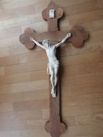 großes Kruzifix Holzkreuz alt vermutl. aus den 20er - 40er Jahren Rheinland-Pfalz - Montabaur Vorschau