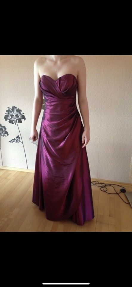 Abikleid / Abschlusskleid /Abiballkleid Peek&Cloppenburg in Heusweiler