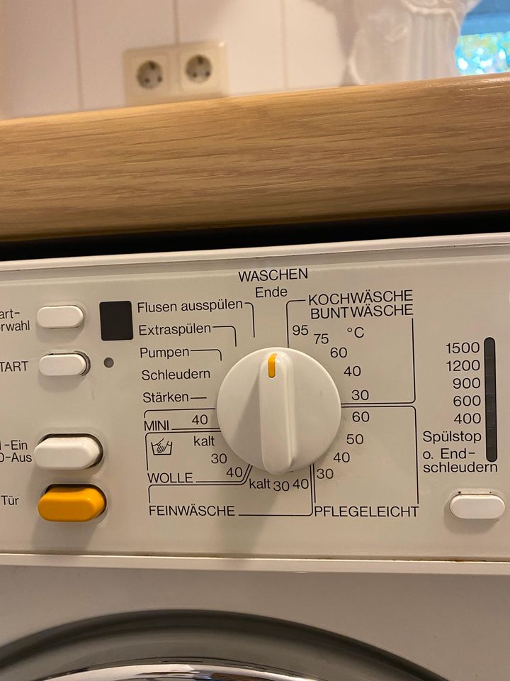 Miele Softtronic WT 945S Waschmaschine & Trockner in Delmenhorst