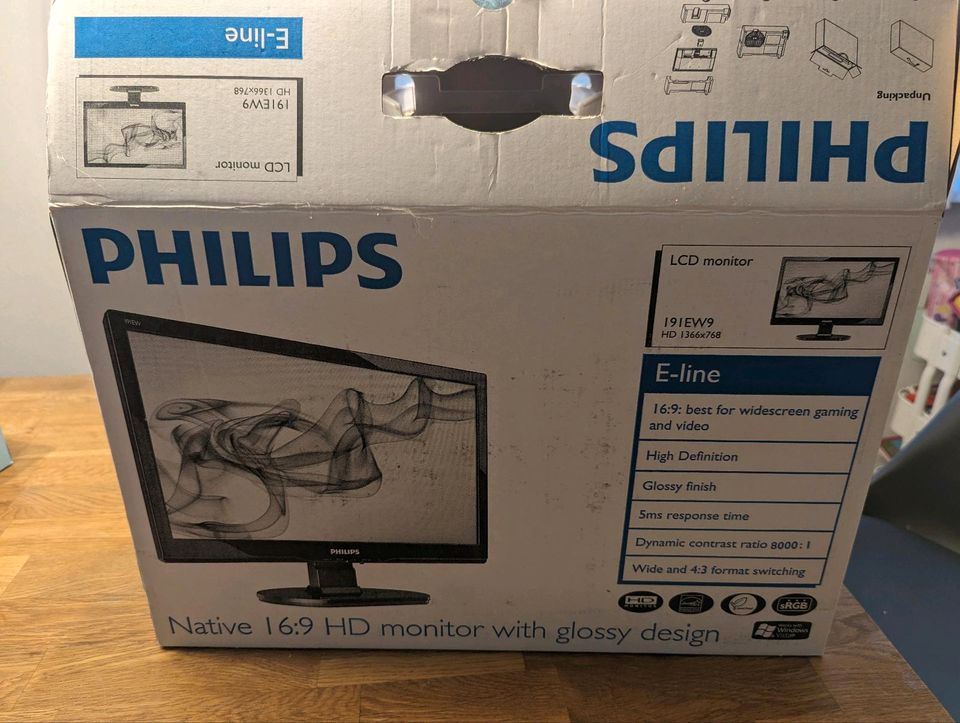 Philips LCD Monitor 19IEW9 e-line 16:9 HD Monitor, 19 Zoll in Wildpoldsried