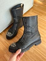 Jimmy choo Boots Stiefeletten schwarz Leder Strass 37 37,5 Nordrhein-Westfalen - Hürth Vorschau
