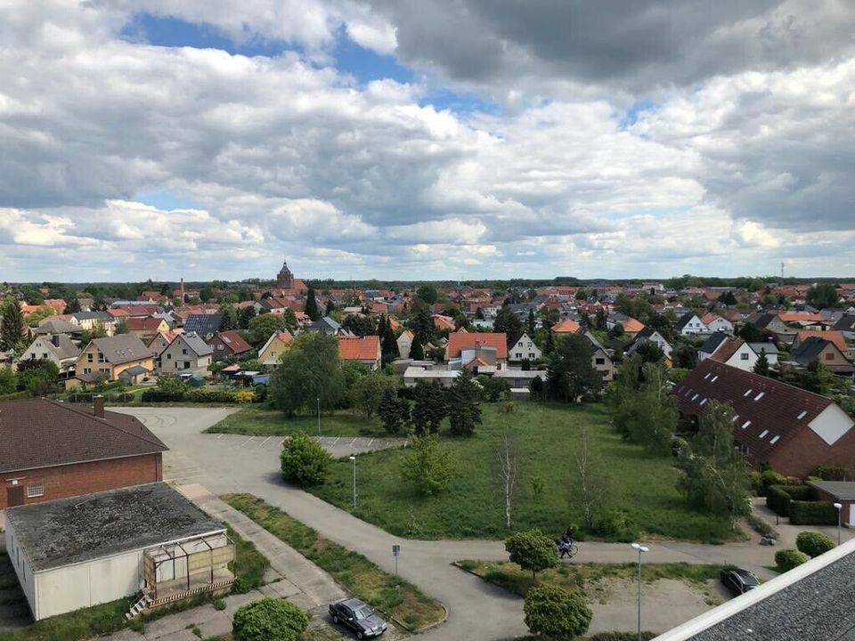 3-Raumwohnung mit geräumiger Wohnküche und Balkon in Osterburg