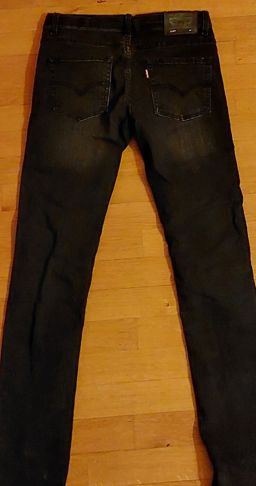 Levis 519 extrem skinny schwarz Gr. 176 ( 16A ) in Berlin