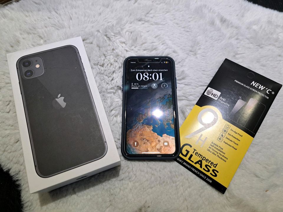 Iphone 11 64 GB Black schwarz mit OVP Displayfolie in Edewecht