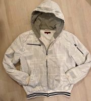 Eine Übergangsjacke/ Jacke von Review Berlin - Wilmersdorf Vorschau