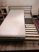 Metalbett mit Lattenrost auf Wunsch mit der Matratze zu dem Bett Niedersachsen - Bad Pyrmont Vorschau