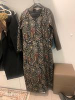 Abaya mit verarbeiteten Steinen Bayern - Lochhausen Vorschau