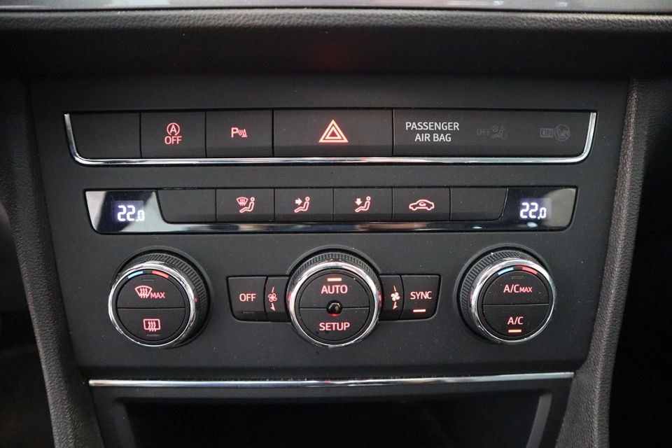 Seat Leon I-Tech/PDC/LED/ALU/NAVI/BLUETOOTH in Döbern