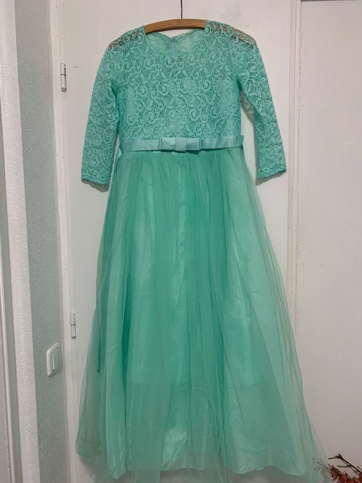 Mädchenkleid in Hamburg