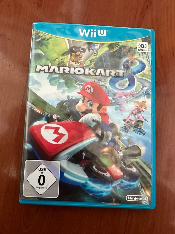 Nintendo Wii U Schwarz Premium Pack in Köln