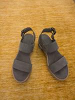 TIMBERLAND damen sandalen grau  in gr 38,5- top leder Hessen - Hanau Vorschau