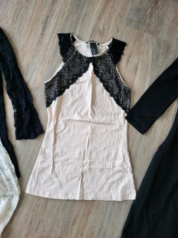 Damen Bekleidungspaket Kleiderpaket Amisu H&M XS 34 in Schortens
