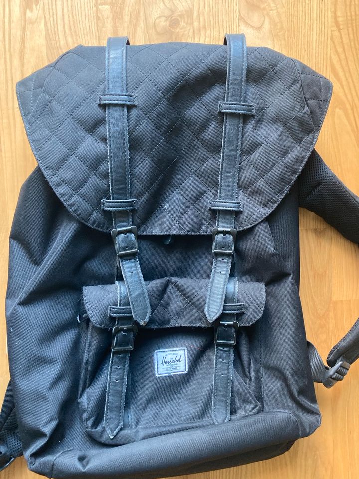 Herschel * Rucksack *Little America * Laptop-Fach * schwarz in Köln