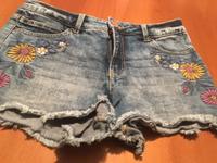 Clockhouse Jeans Shorts in Größe 34, gut erhslten Niedersachsen - Friesoythe Vorschau