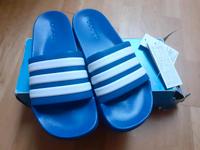 Adilette Badeschuhe ADIDAS blau NEU ungetragen 40.5 Düsseldorf - Gerresheim Vorschau