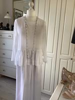 H&M Bluse Baumwollbatist Stickerei Schösschen weiss Gr. 46 Leipzig - Knautkleeberg-Knauthain Vorschau