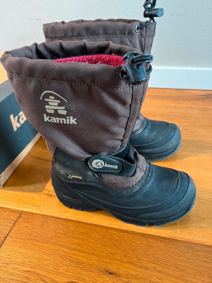 Winterstiefel: Kamik Waterbug 5G Top Zustand, Gr. 32 in Kelkheim