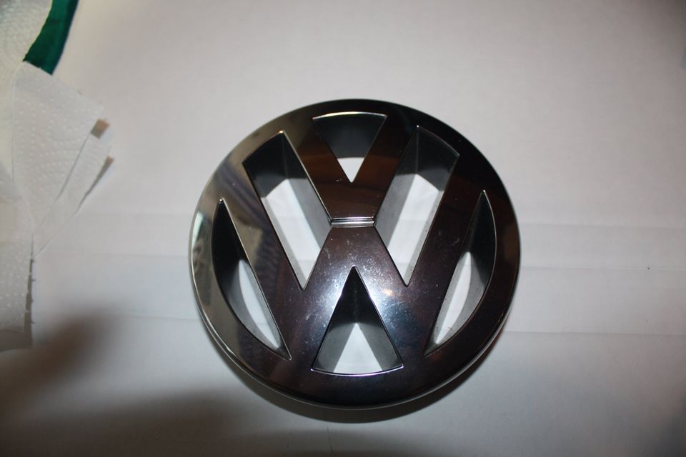 VW Chrom Emblem 3B0 853 601 C   3B0853601C Passat? in Hamminkeln