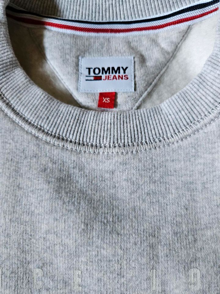 Tommy Jeans Pullover  XS in Kulmbach