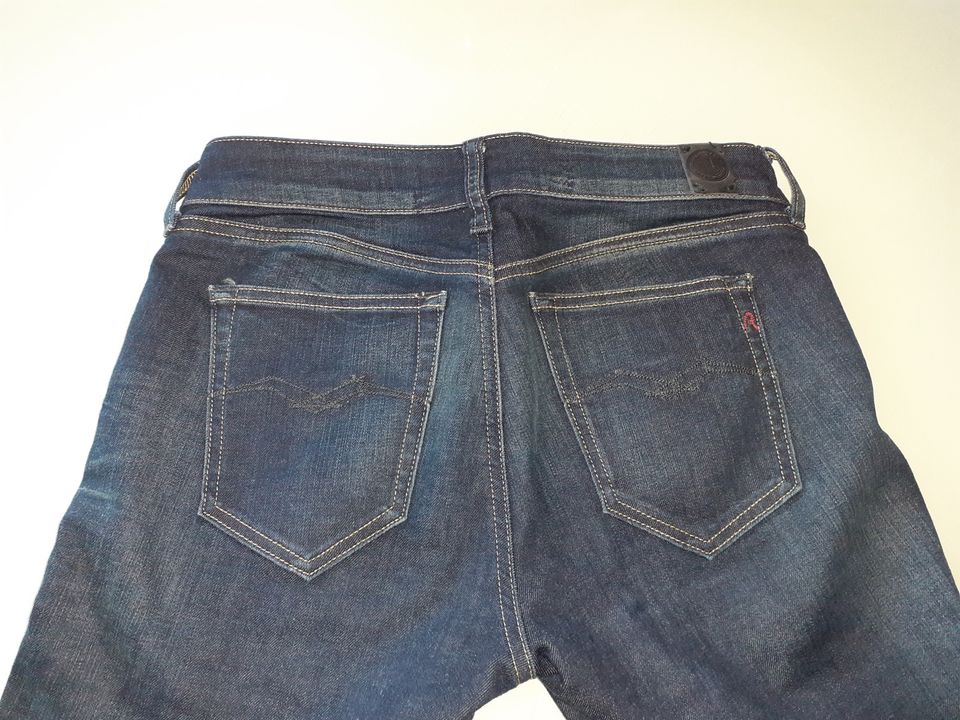 Jeans REPLAY Damen dunkelblau neu Weite 27 Länge 34 in Borken