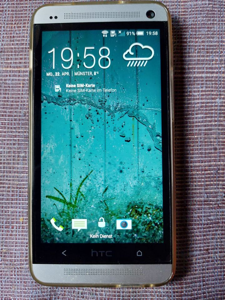 HTC One M7 Smartphone in Geist