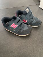 New Balance Mädchen Sneaker Größe 26 Niedersachsen - Papenburg Vorschau